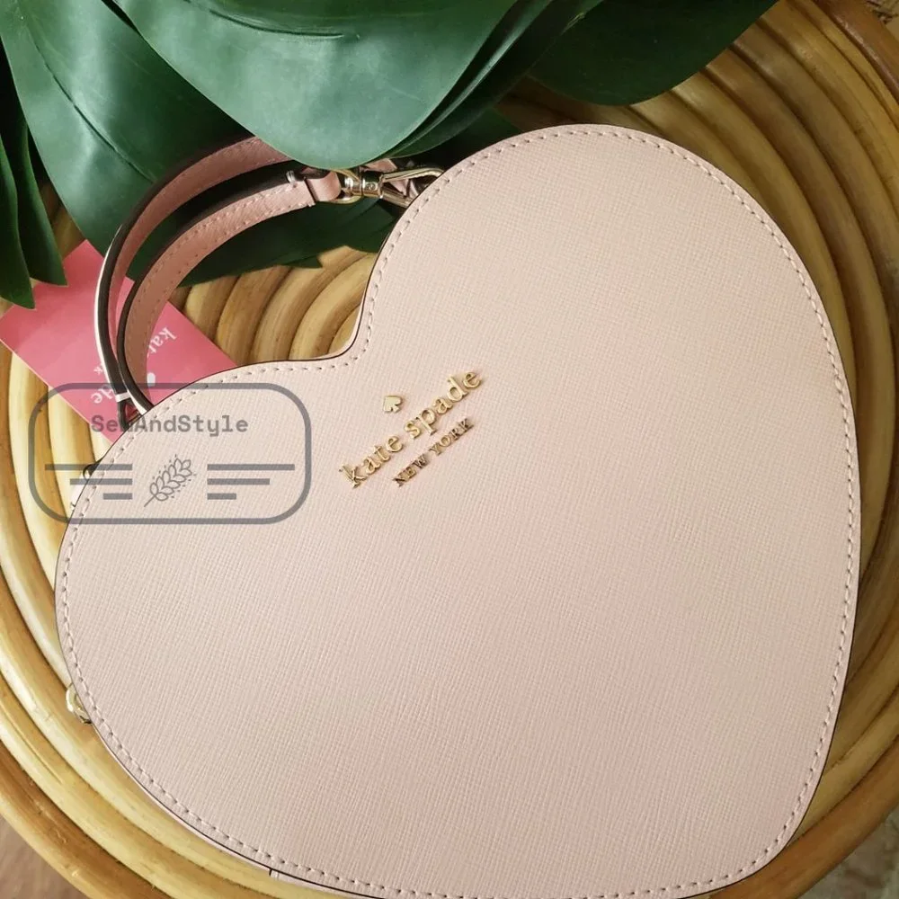 Tik Tok viral!!!  Kate Spade NWT Heart Love Shack Crossbody Chalk Light Pink - Picture 9 of 13